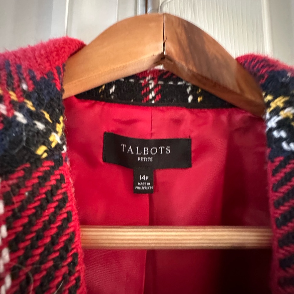 Talbots Red and Black Plaid Blazer with Tailored Silhouette - Picture 4 of 5